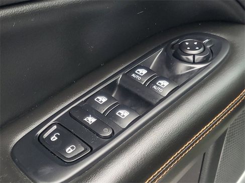 Used 2020 Jeep Compass Limited image 12