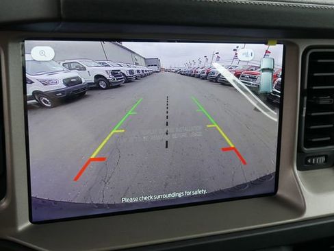 New 2025 Ford Bronco Outer Banks w/ Sasquatch Package image 3