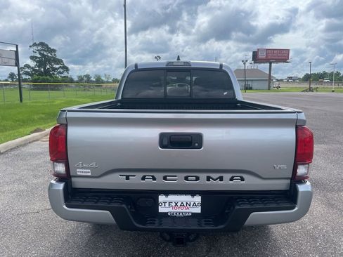Used 2023 Toyota Tacoma SR AWD/4WD image 7