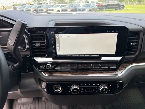 Used 2024 GMC Sierra 1500 Elevation AWD/4WD image 29
