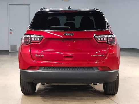 Used 2025 Jeep Compass Limited AWD/4WD image 6