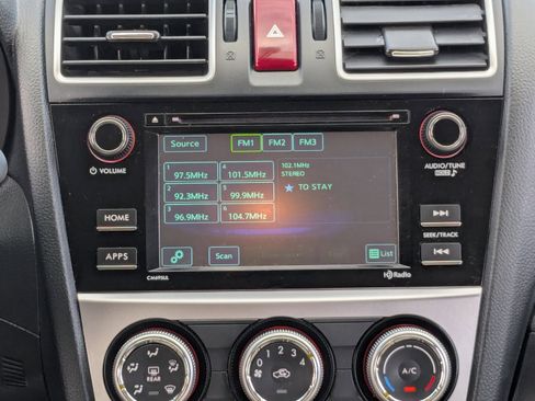 Used 2017 Subaru Crosstrek 2.0i Premium image 17