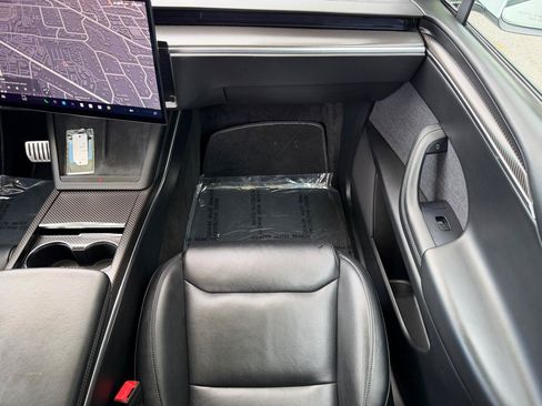 Used 2022 Tesla Model X Plaid AWD/4WD image 18