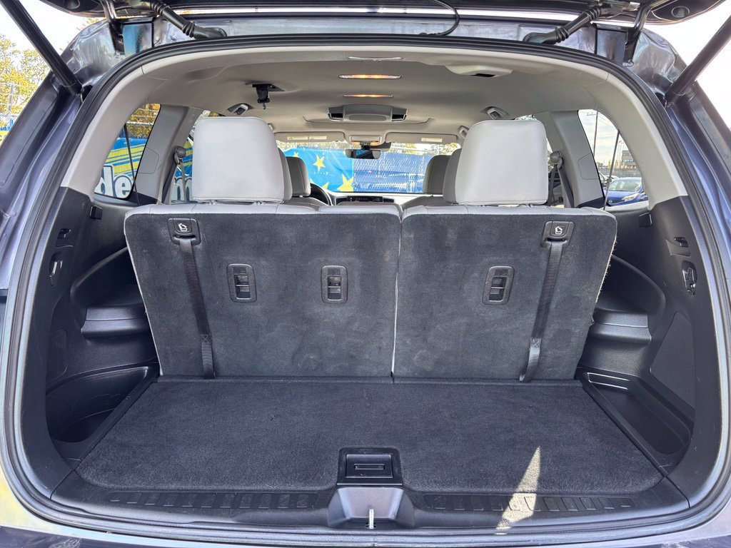 Certified 2019 Honda Pilot Touring image 6