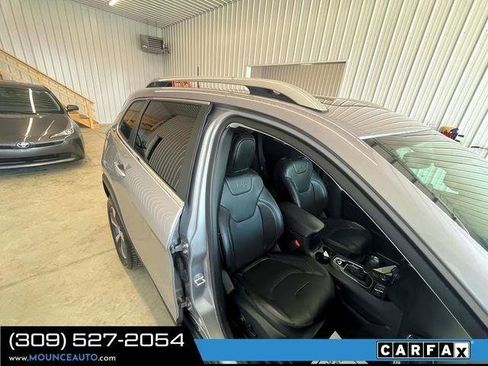 Used 2019 Jeep Cherokee Limited AWD/4WD image 6