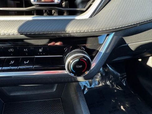 New 2026 Chevrolet Equinox LT AWD/4WD image 12