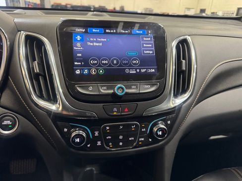 Used 2022 Chevrolet Equinox Premier image 11