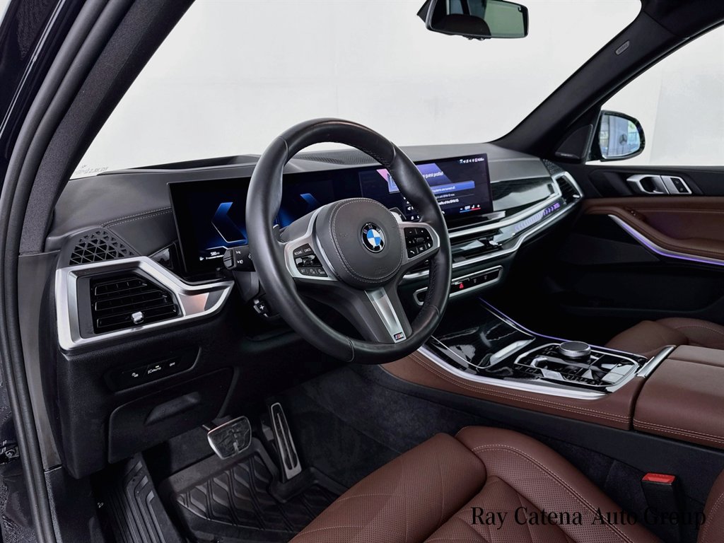Used 2026 BMW X5 xDrive40i w/ M Sport Package AWD/4WD image 9