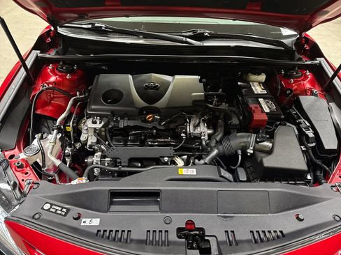 Used 2019 Toyota Camry XSE image 22