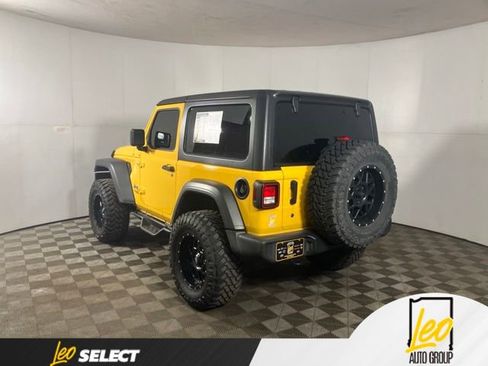 Used 2020 Jeep Wrangler Sport AWD/4WD image 11