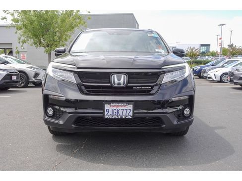 Used 2021 Honda Pilot Black Edition image 8