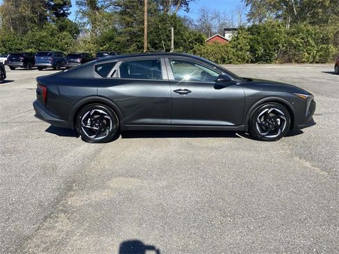 New 2025 Kia K4 EX image 2