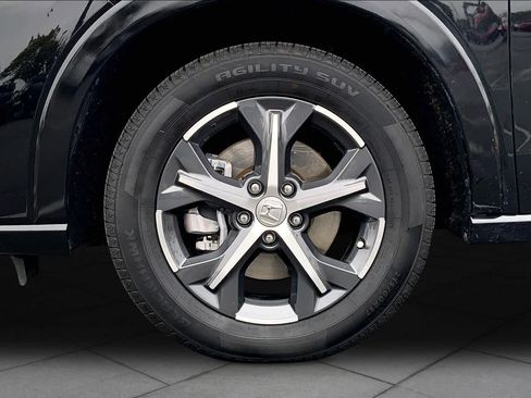 Used 2023 Honda HR-V EX-L image 10