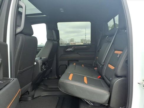 New 2026 GMC Sierra 2500 AT4 w/ AT4 Premium Plus Package image 15