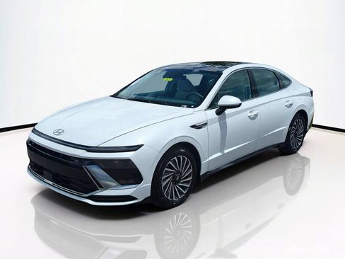 New 2026 Hyundai Sonata SEL FWD image 9