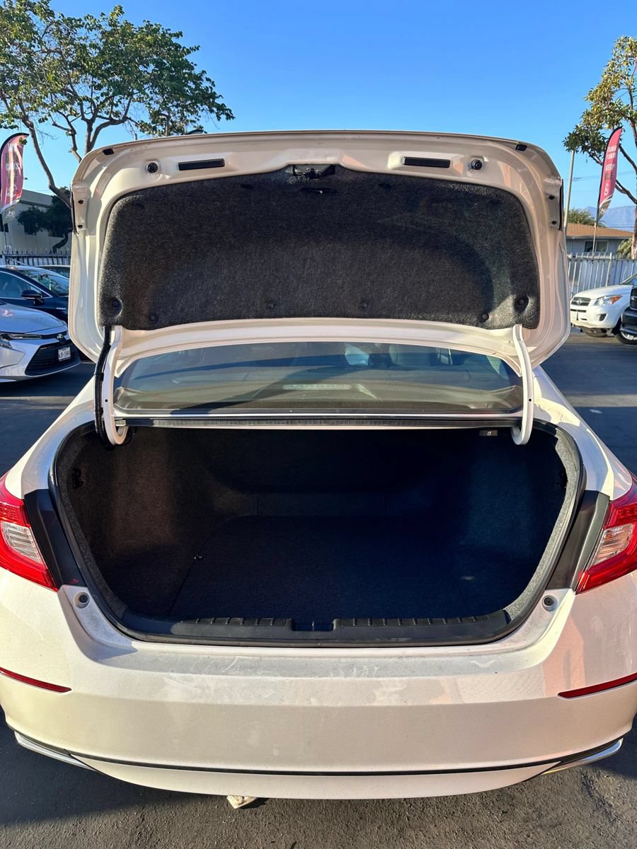 Used 2020 Honda Accord LX image 15