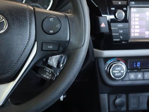 Used 2014 Toyota Corolla LE FWD image 37