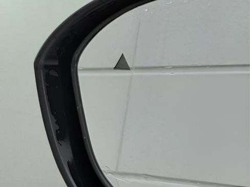 Certified 2025 Nissan Kicks SV image 9