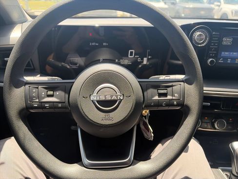 Used 2025 Nissan Kicks S FWD image 21