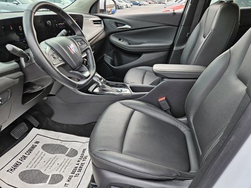 Used 2024 Buick Encore GX Sport Touring w/ Comfort Package image 7