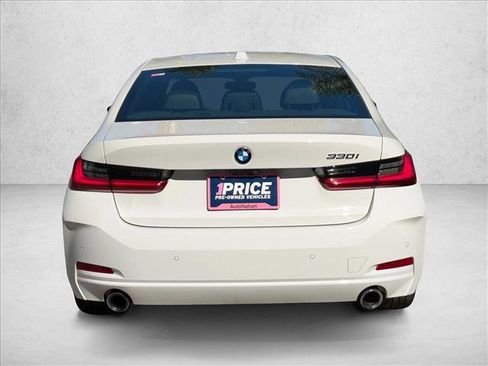 Used 2023 BMW 330i Sedan w/ Driving Assistance Package image 6