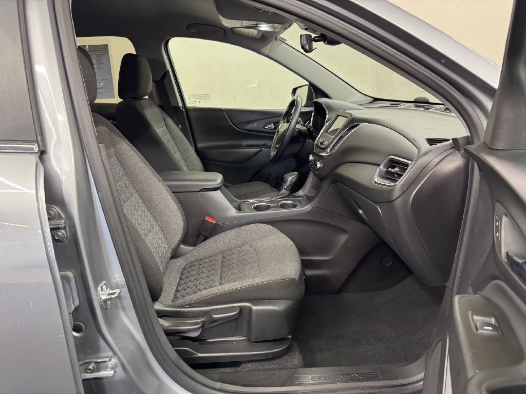 Used 2024 Chevrolet Equinox LT AWD/4WD image 26