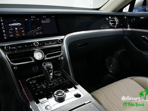 Used 2023 Bentley Flying Spur W12 image 36