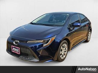 Used 2022 Toyota Corolla LE image 1