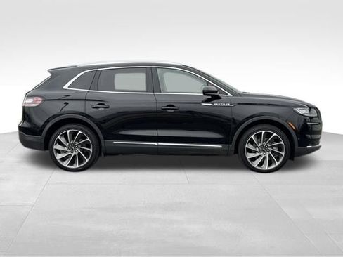 Certified 2023 Lincoln Nautilus Reserve w/ Equipment Group 201A image 2