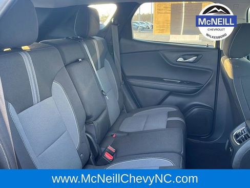 Used 2024 Chevrolet Blazer LT w/ Convenience Package image 13