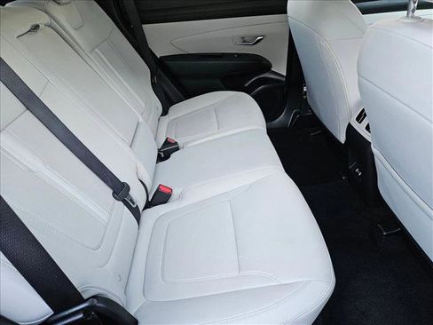 Used 2025 Hyundai Tucson SEL image 18