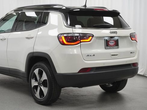 Certified 2020 Jeep Compass Latitude image 11