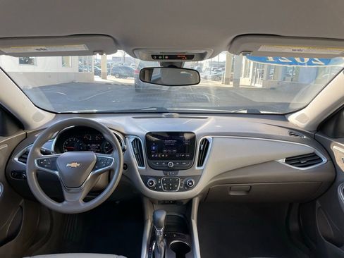 Used 2021 Chevrolet Malibu LT image 10