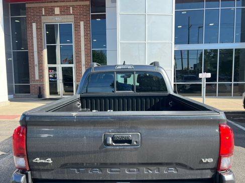 Used 2023 Toyota Tacoma SR AWD/4WD image 15