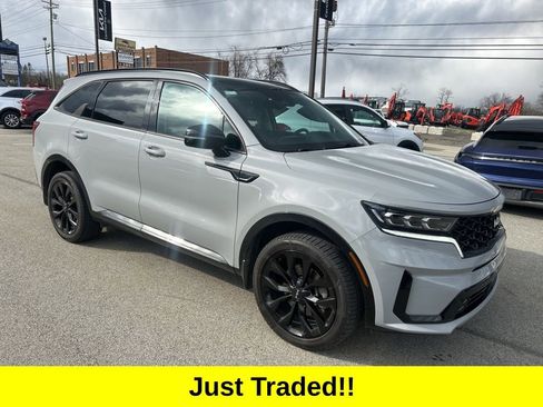 Certified 2022 Kia Sorento SX image 1