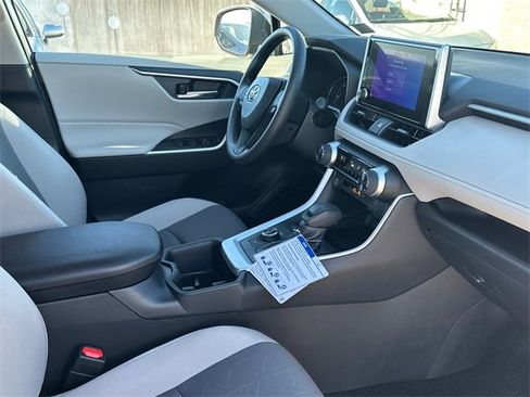 New 2025 Toyota RAV4 XLE image 12