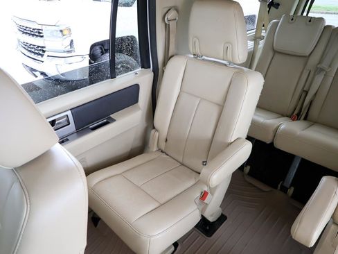 Used 2016 Ford Expedition EL XLT w/ Equipment Group 202A RWD image 23