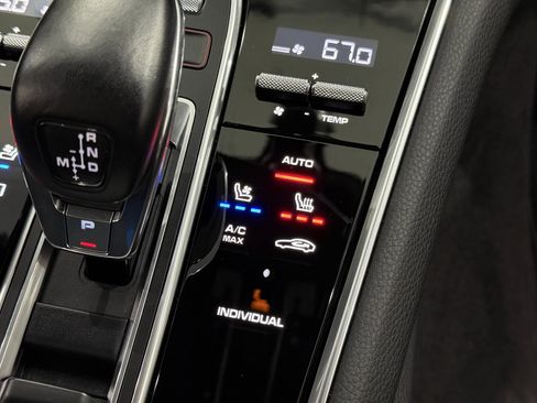 Certified 2023 Porsche Panamera 4 image 37