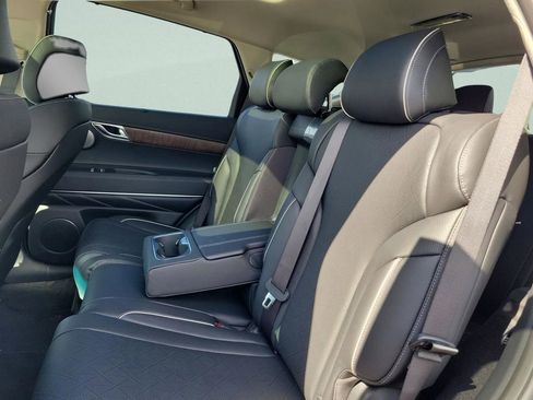 New 2026 Genesis GV80 2.5T Advanced image 15