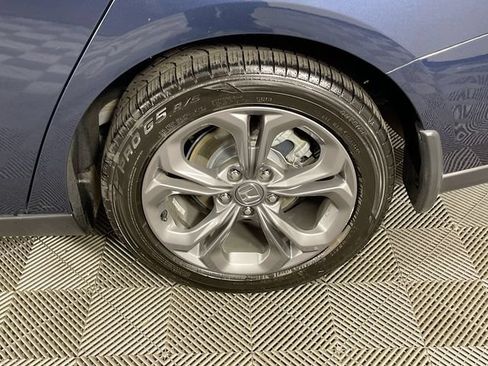 Used 2023 Honda Accord EX image 31