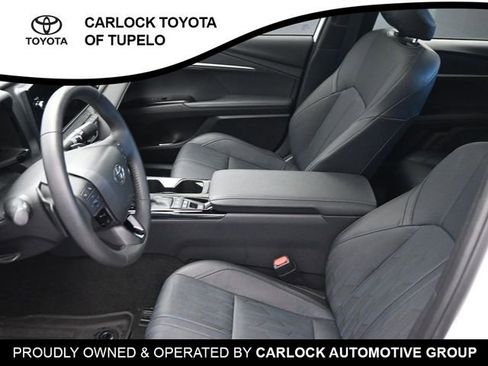 Used 2025 Toyota Camry XSE image 10