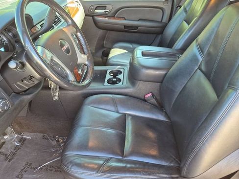 Used 2009 GMC Sierra 1500 SLT w/ SLT Convenience Package AWD/4WD image 15