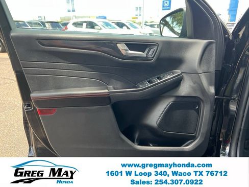 Used 2025 Ford Escape ST-Line Select AWD/4WD image 21