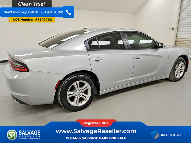Used 2019 Dodge Charger SXT w/ Leather Interior Group RWD image 4