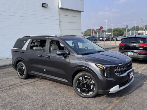 New 2026 Kia Carnival EX image 7