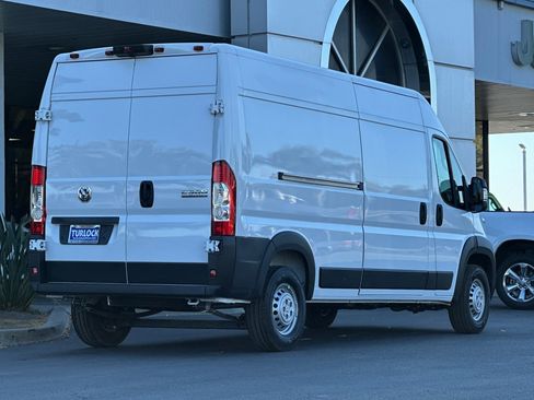 New 2025 RAM ProMaster 2500 w/ Convenience Group image 4