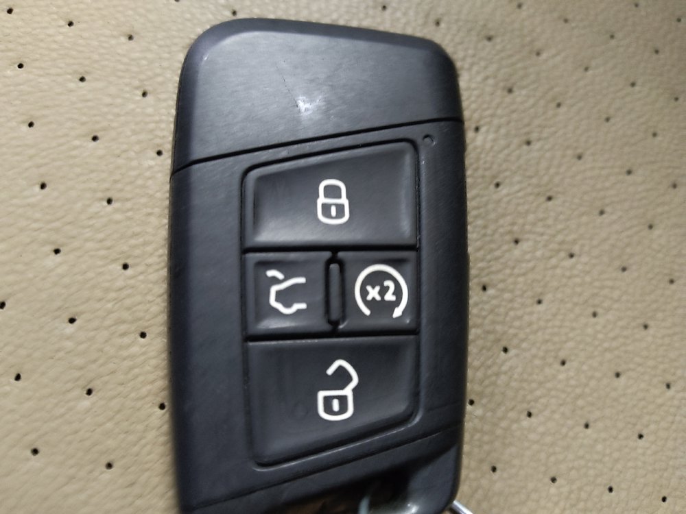 Used 2020 Volkswagen Jetta SEL FWD image 32
