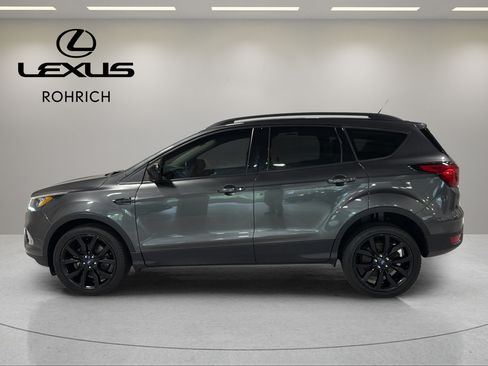 Used 2019 Ford Escape SE AWD/4WD image 9