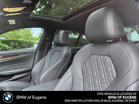 Used 2023 BMW 540i w/ M Sport Package RWD image 24