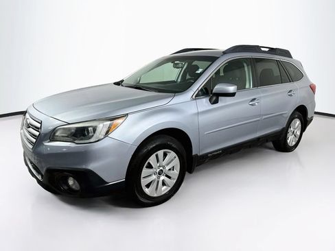 Used 2015 Subaru Outback 2.5i Premium AWD/4WD image 1